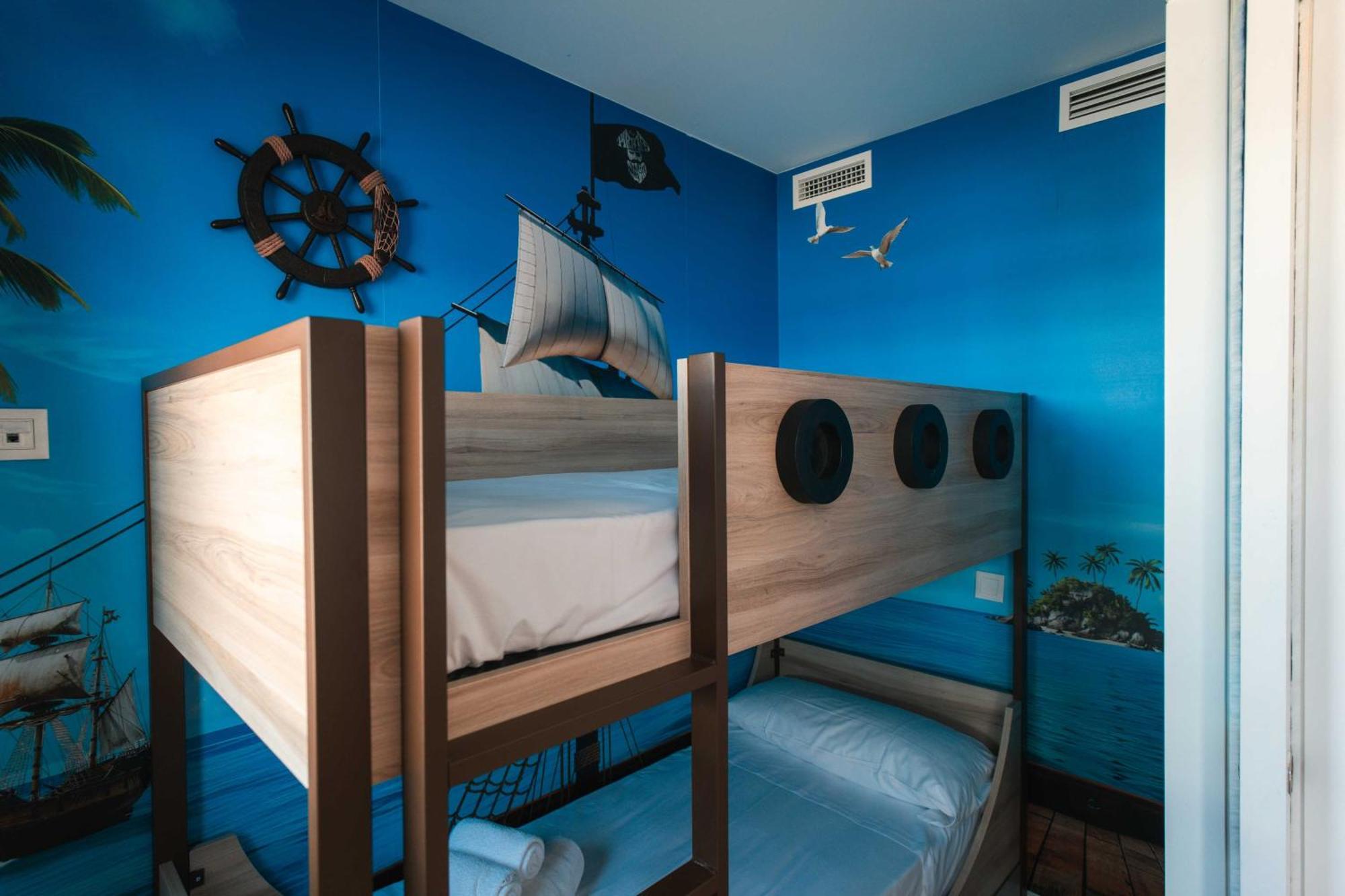 Magic Pirates Island 4* Benidorm