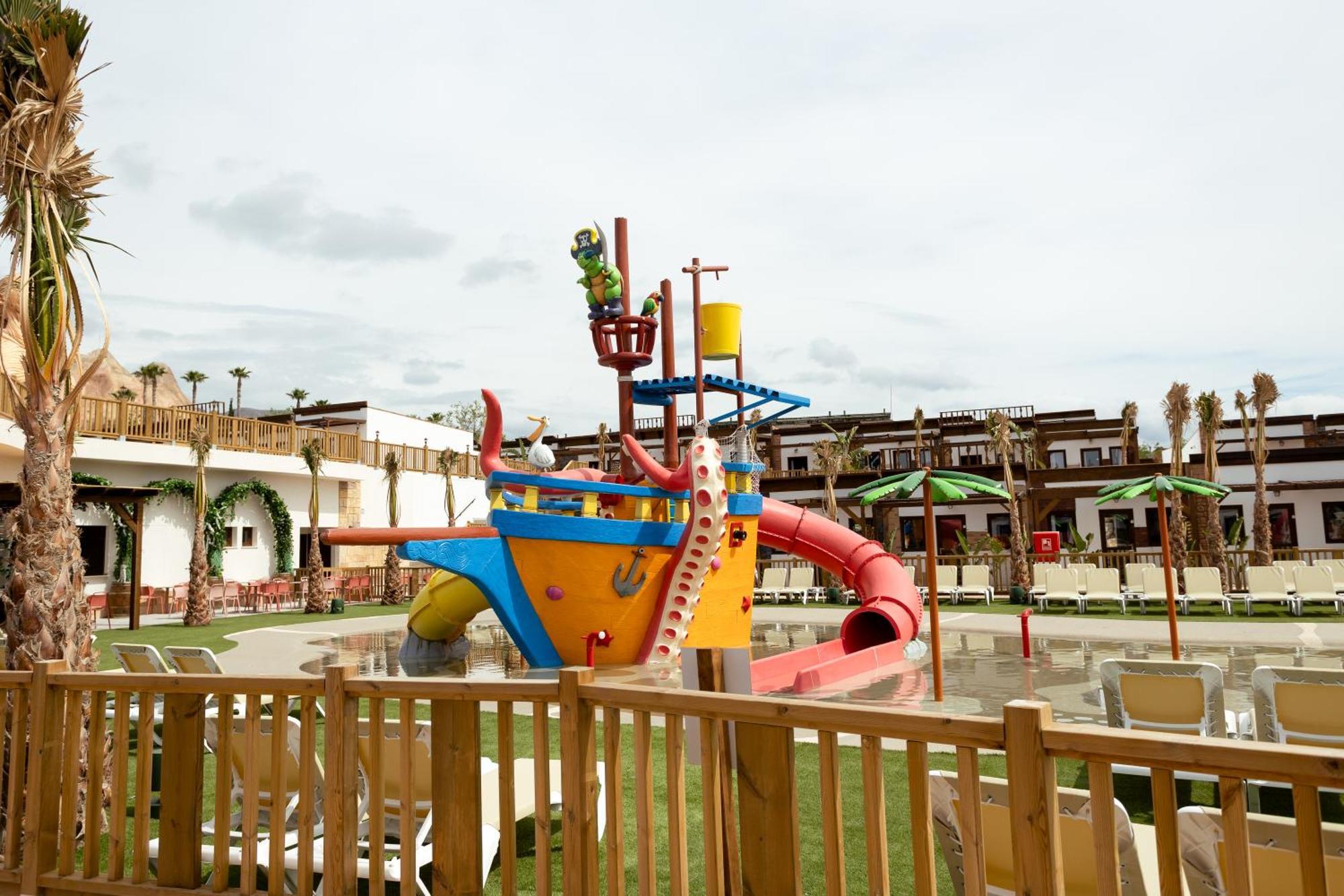Resort Magic Pirates Island 4*
